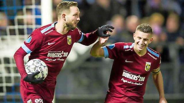 上熠熠生辉 上熠熠生辉