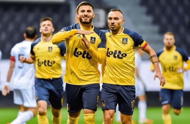 击球初速与 击球初速与